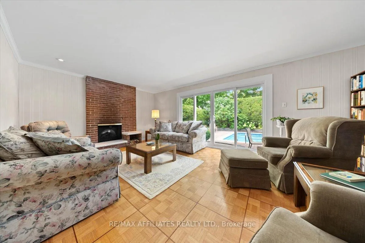 Photo 119 of 49 Silver Aspen Crescent, Ottawa, Blackburn Hamlet — HOMEH