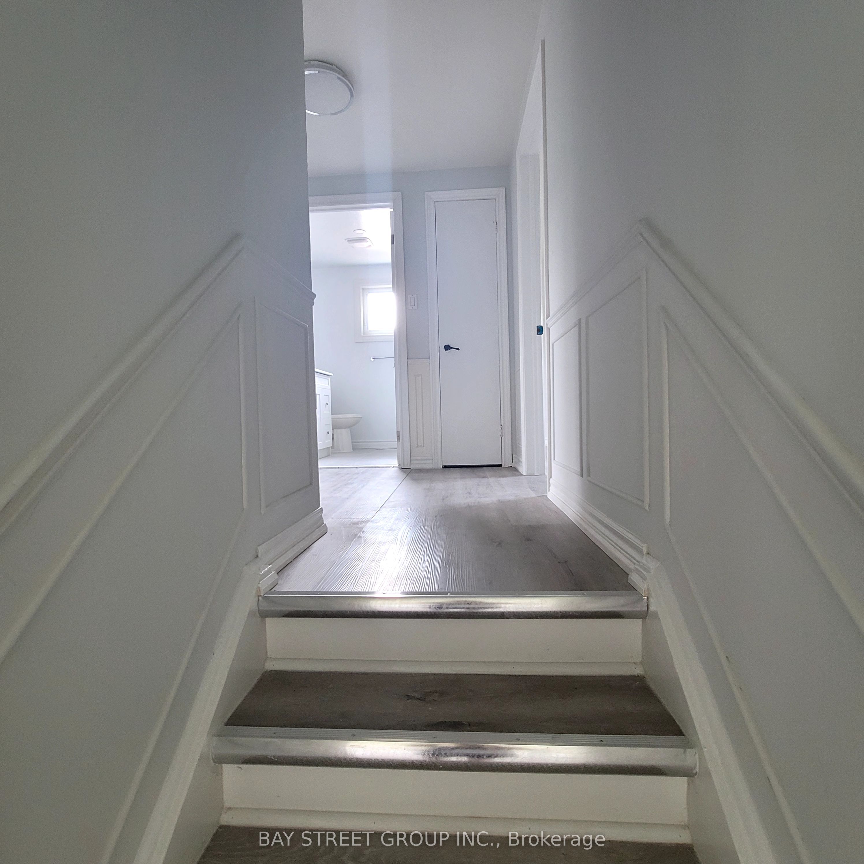 Photo 29 of 296 Viewmount Street, Oshawa, Donevan — HOMEH