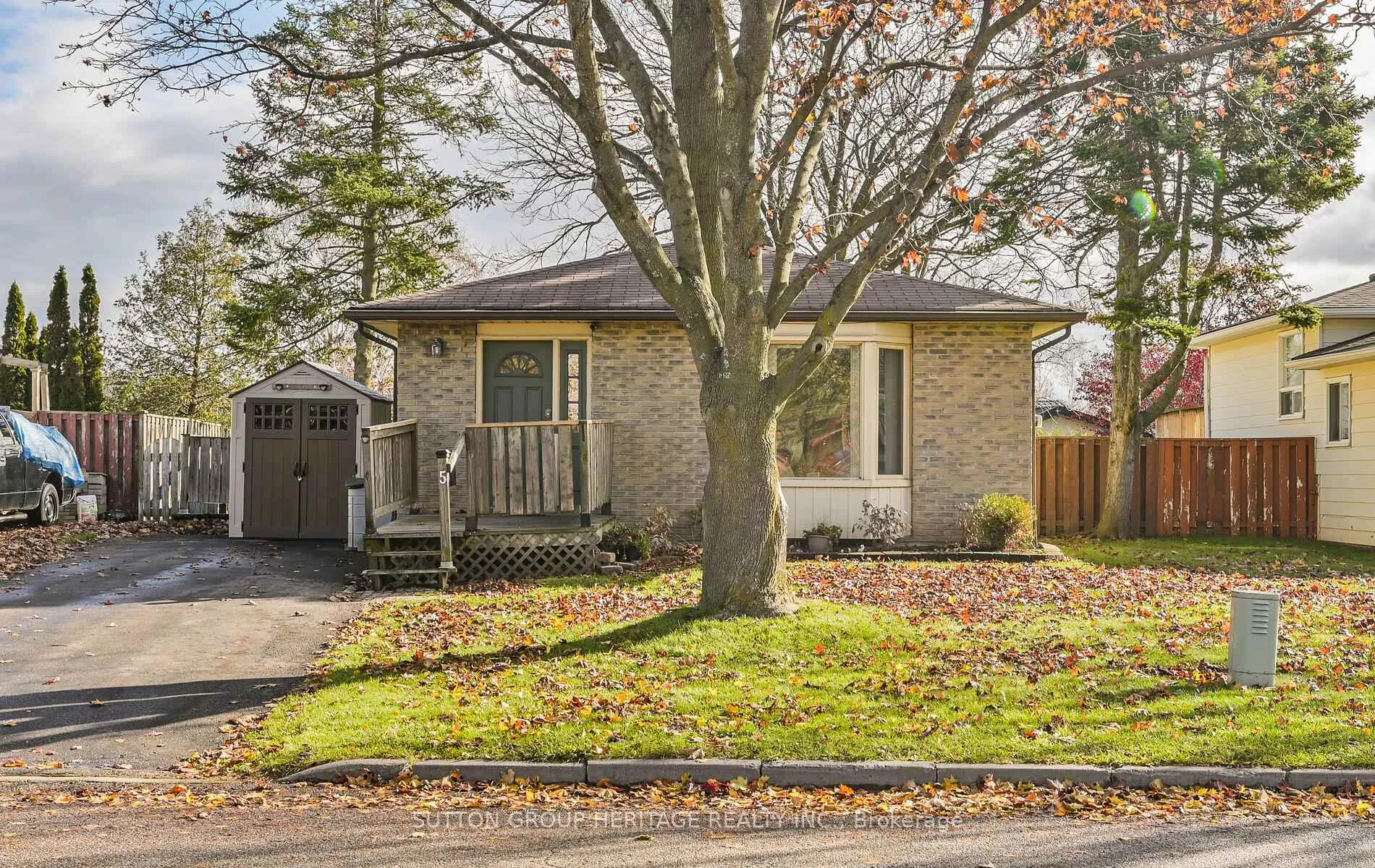 Photo 9 of 5 Agate Road, Ajax, South West — HOMEH
