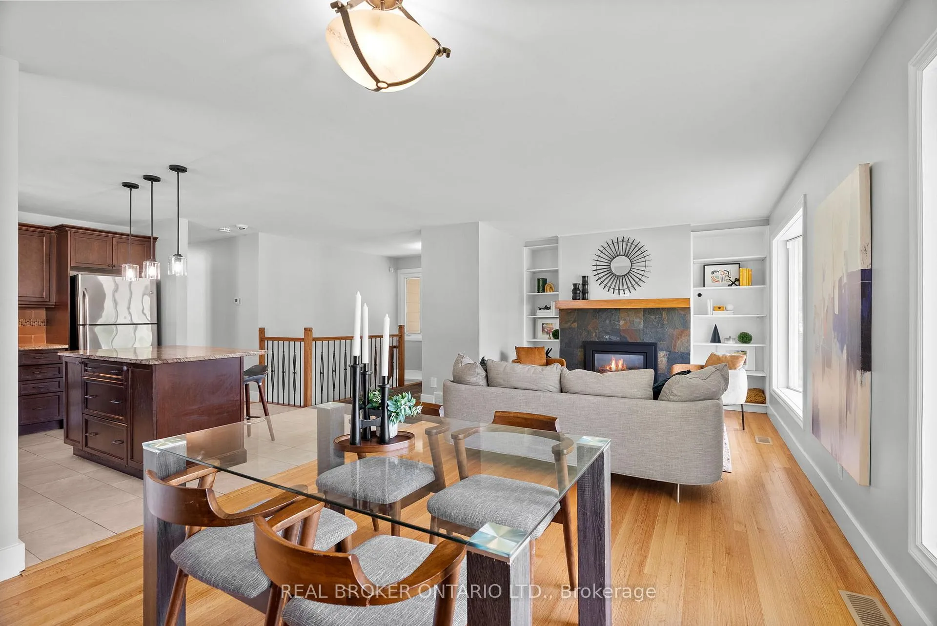 Photo 38 of 2931 Southmore Drive E, Ottawa, Riverside Park South — HOMEH