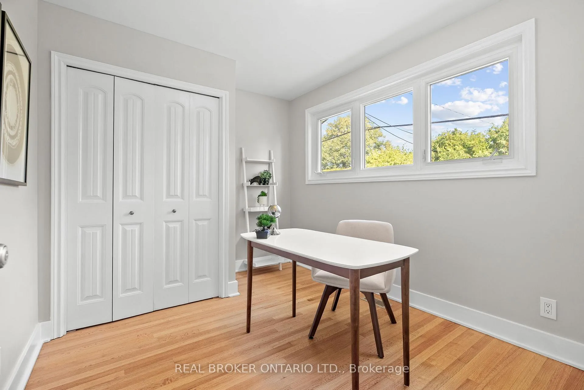 Photo 111 of 2931 Southmore Drive E, Ottawa, Riverside Park South — HOMEH