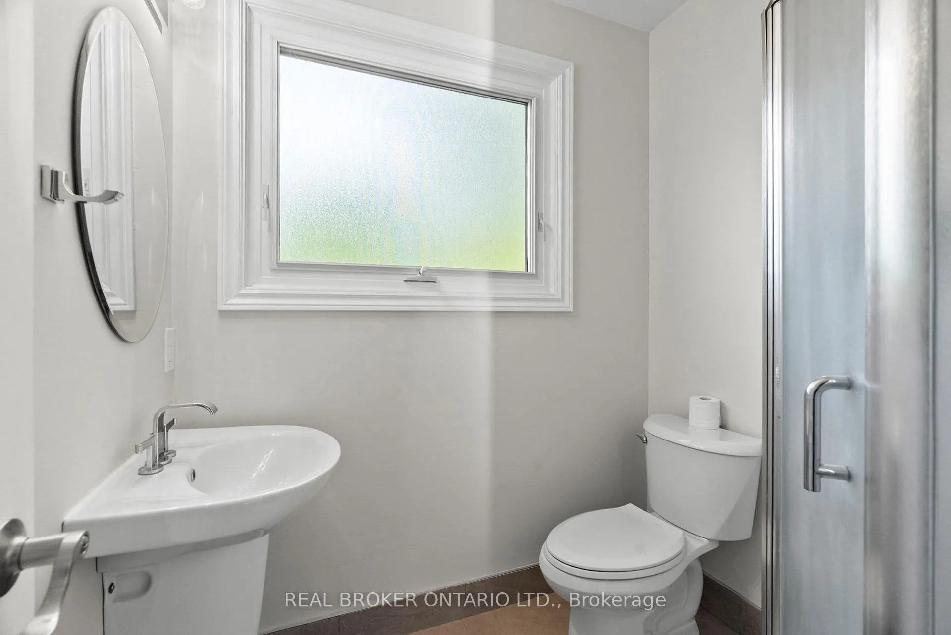 Photo 116 of 2931 Southmore Drive E, Ottawa, Riverside Park South — HOMEH