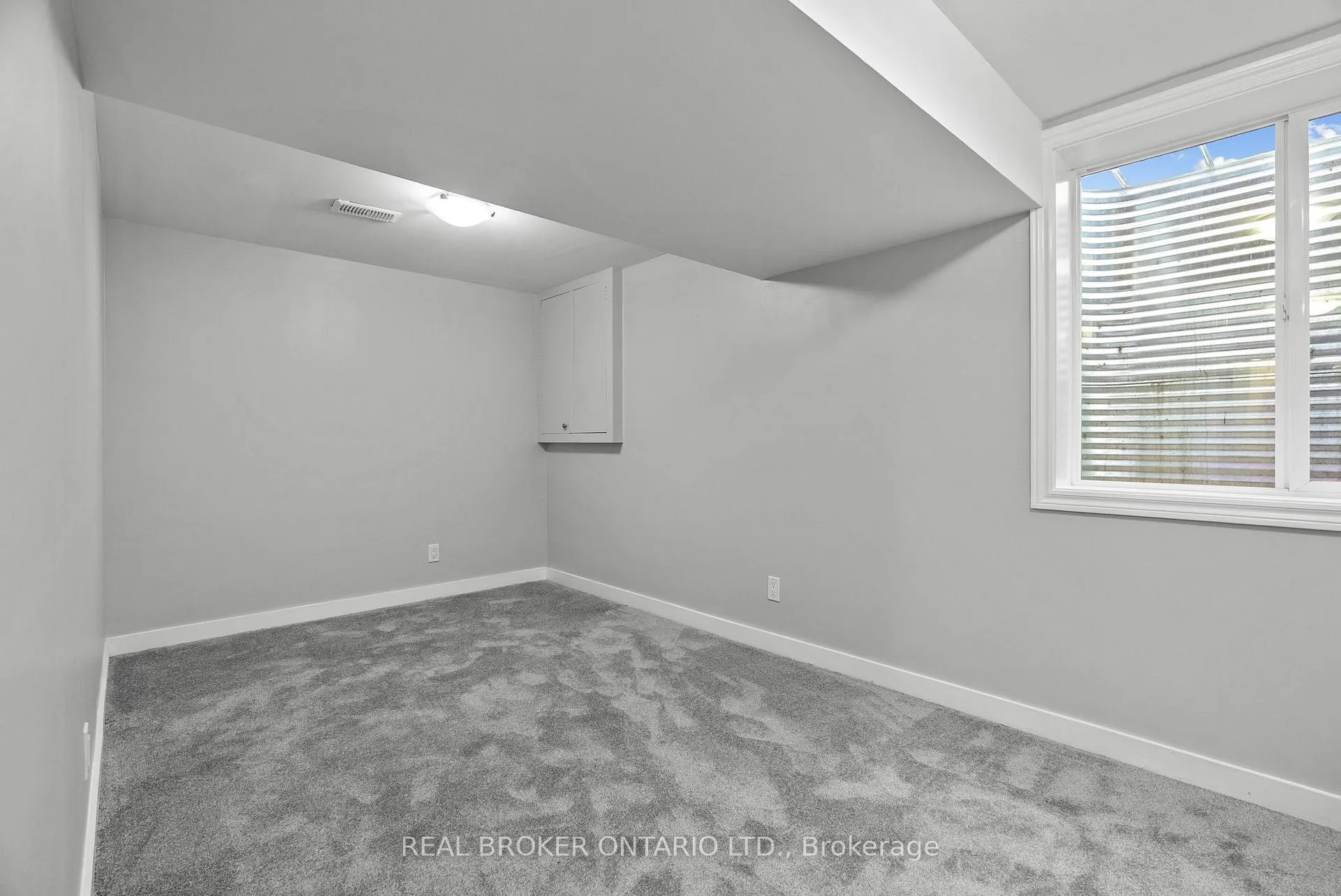 Photo 162 of 2931 Southmore Drive E, Ottawa, Riverside Park South — HOMEH