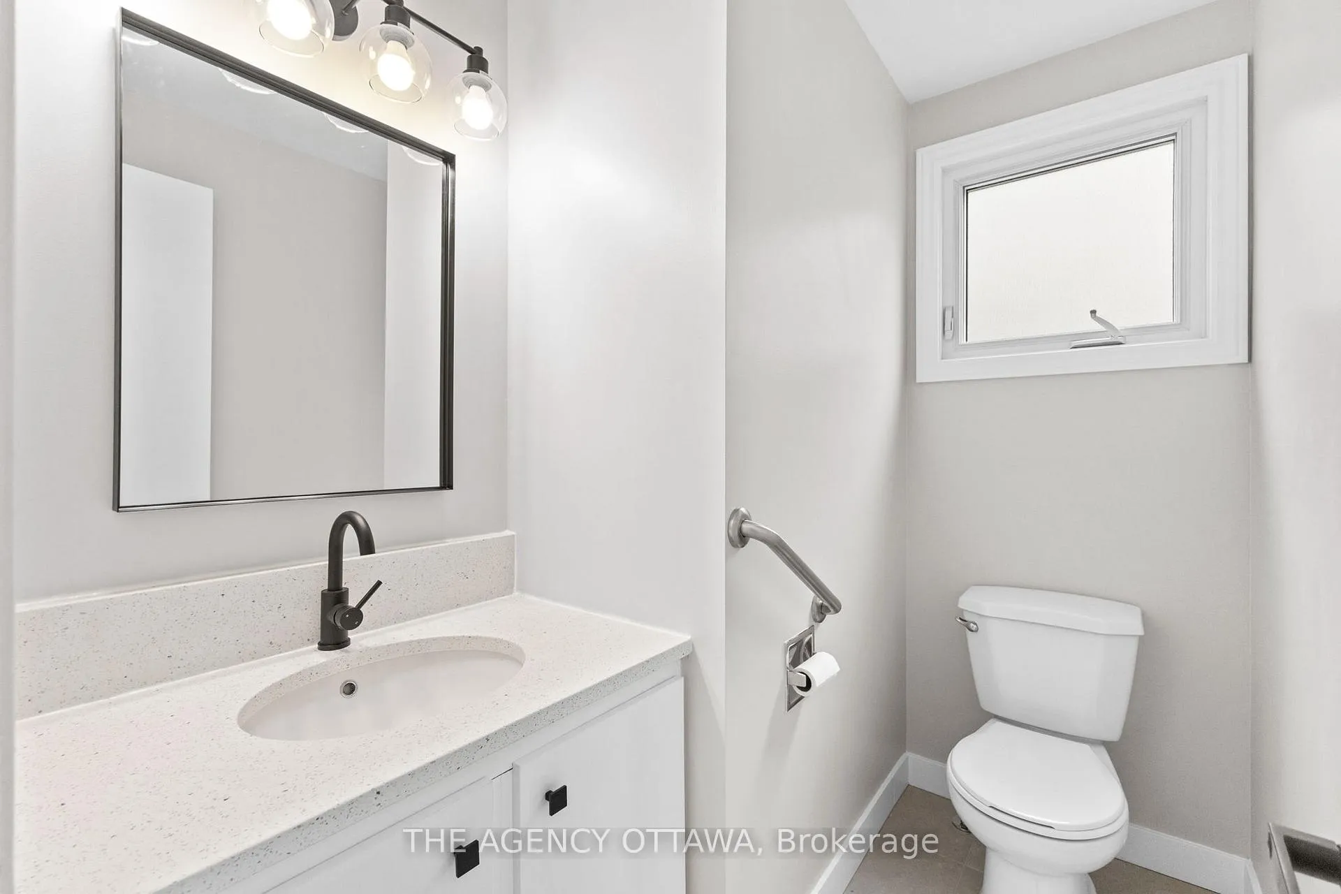 Photo 32 of 688 Laverendrye Drive, Ottawa, Beacon Hill North — HOMEH