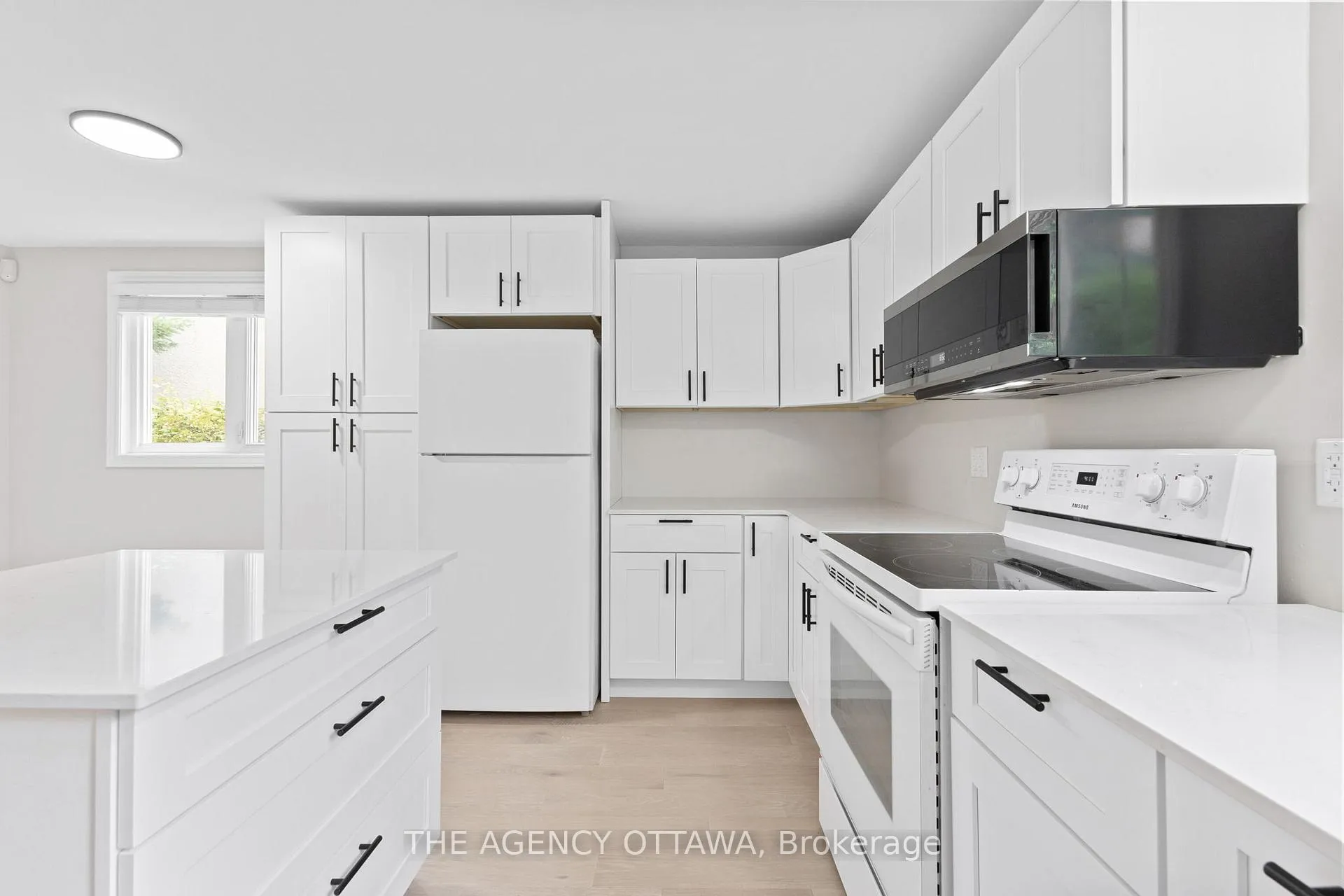Photo 63 of 688 Laverendrye Drive, Ottawa, Beacon Hill North — HOMEH