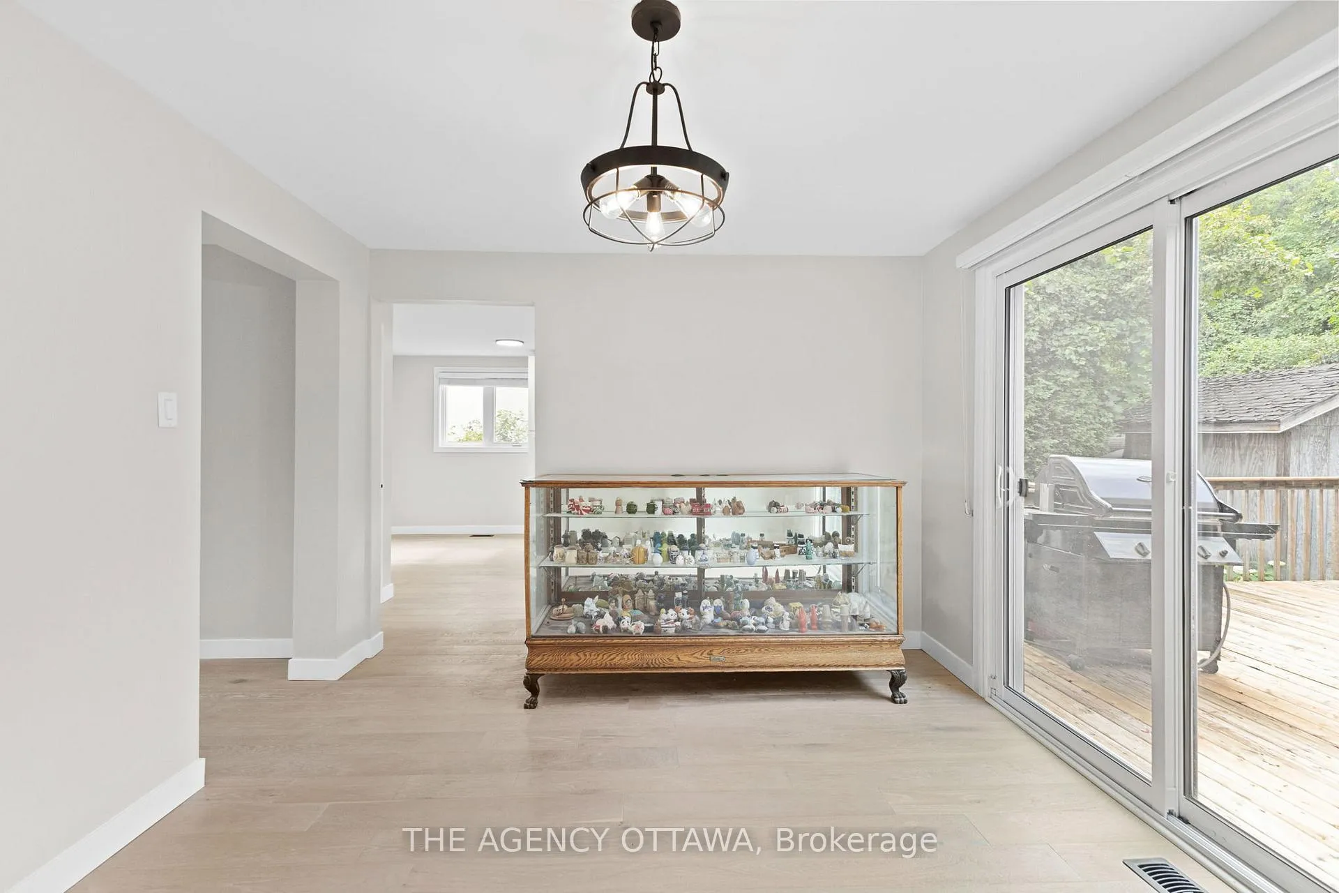 Photo 94 of 688 Laverendrye Drive, Ottawa, Beacon Hill North — HOMEH
