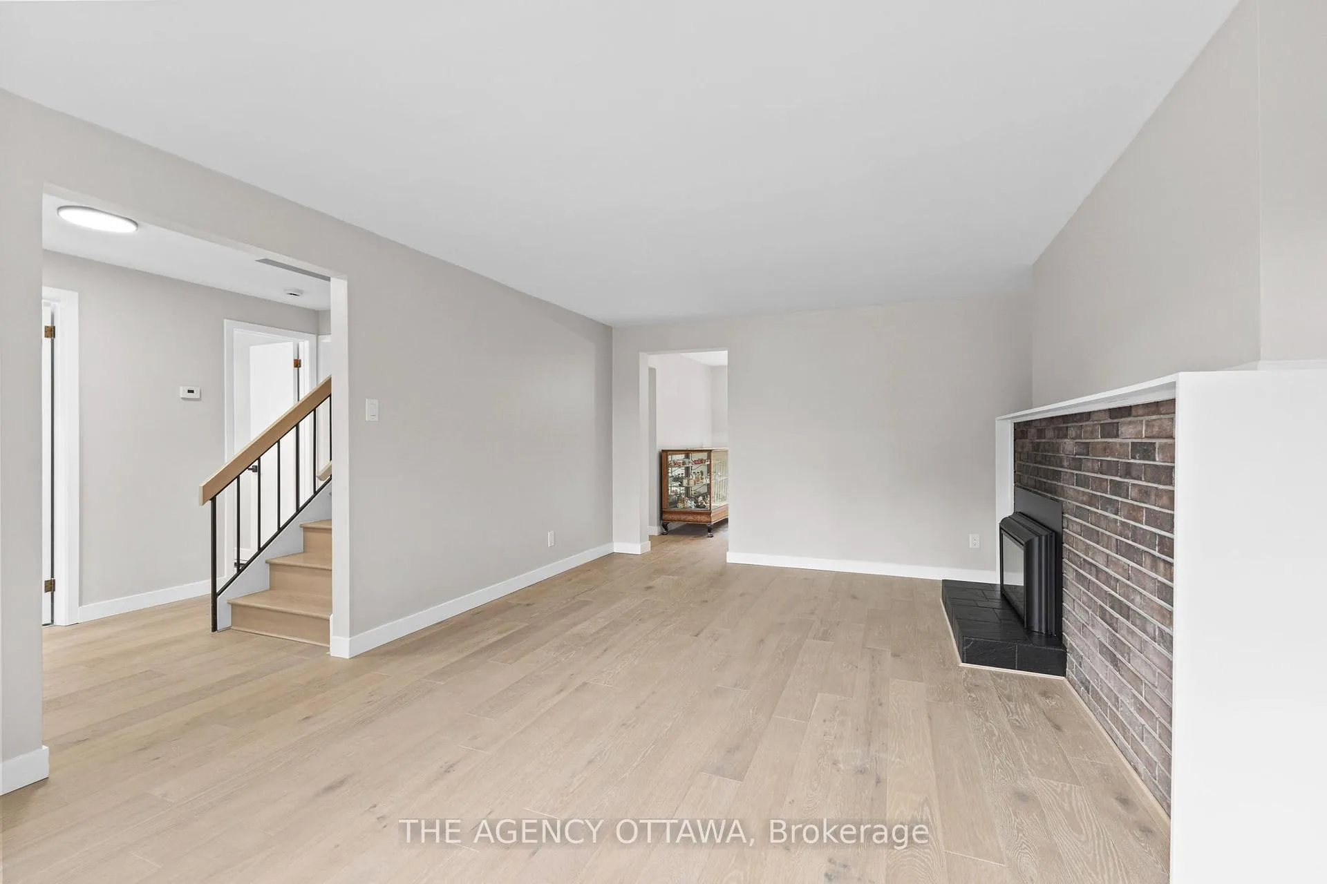 Photo 108 of 688 Laverendrye Drive, Ottawa, Beacon Hill North — HOMEH