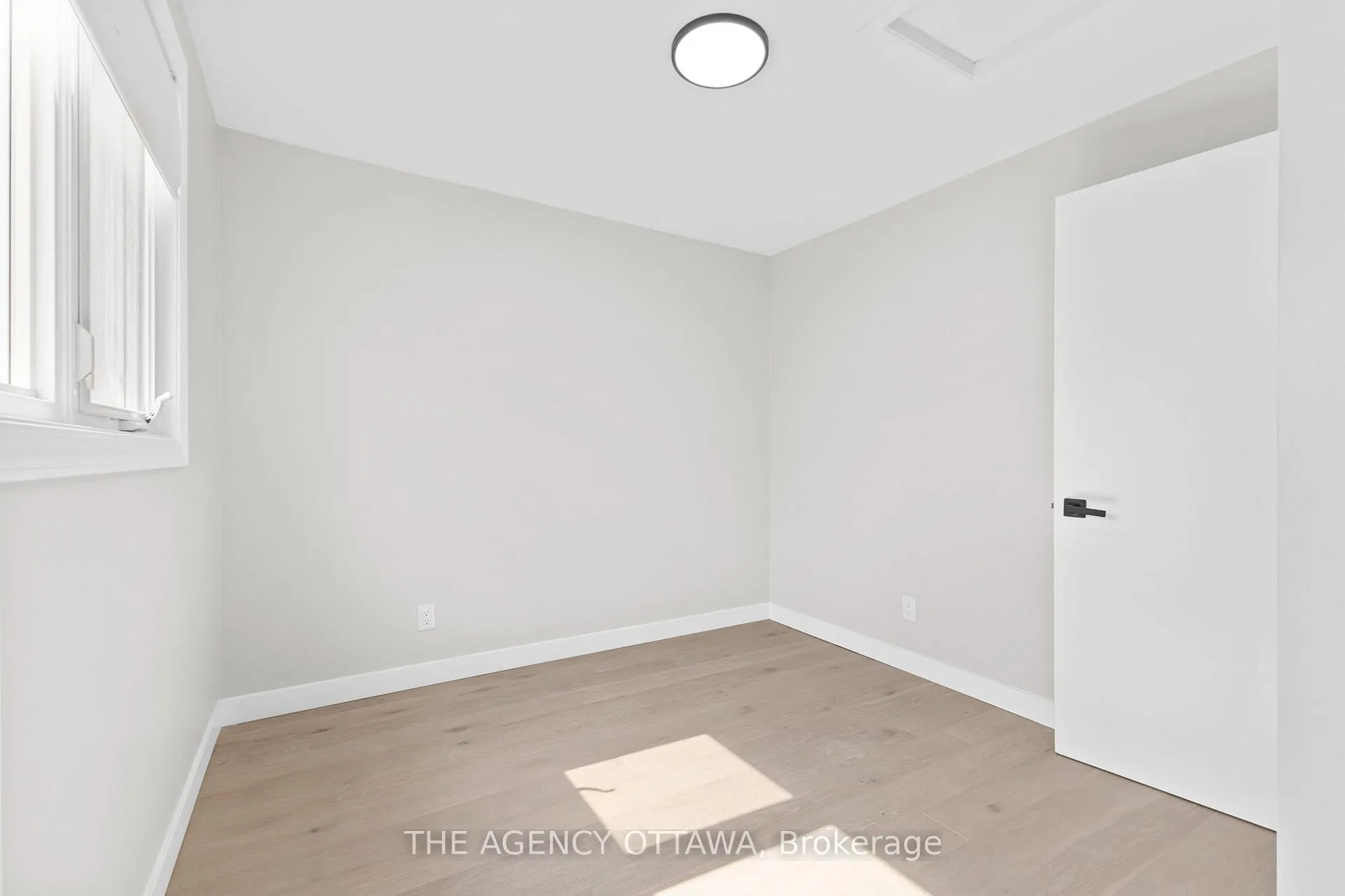 Photo 170 of 688 Laverendrye Drive, Ottawa, Beacon Hill North — HOMEH