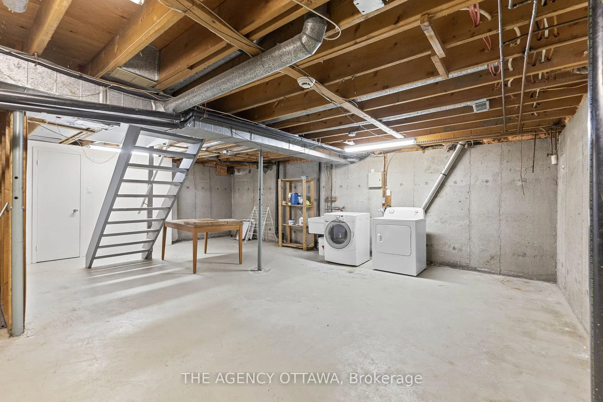 Photo 179 of 688 Laverendrye Drive, Ottawa, Beacon Hill North — HOMEH