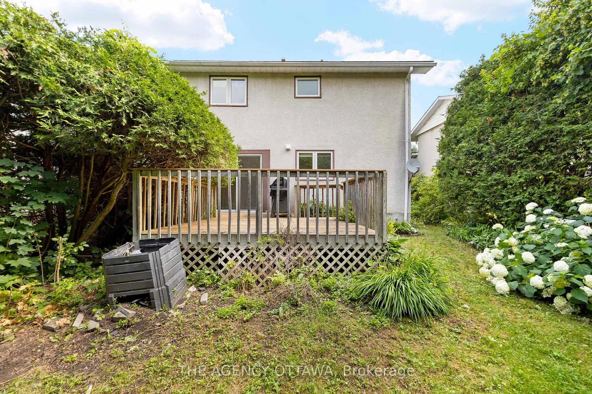 Photo 223 of 688 Laverendrye Drive, Ottawa, Beacon Hill North — HOMEH