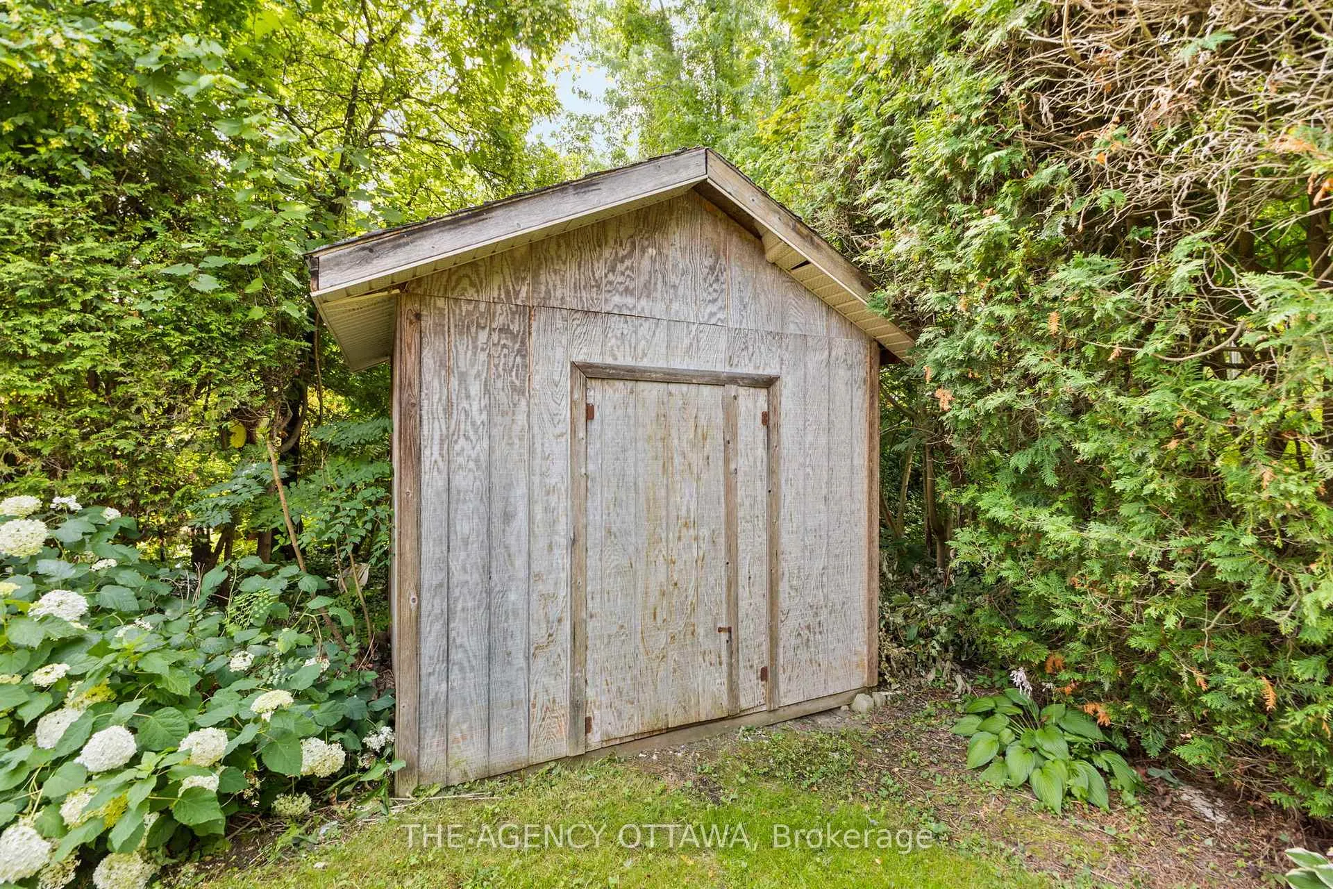 Photo 226 of 688 Laverendrye Drive, Ottawa, Beacon Hill North — HOMEH