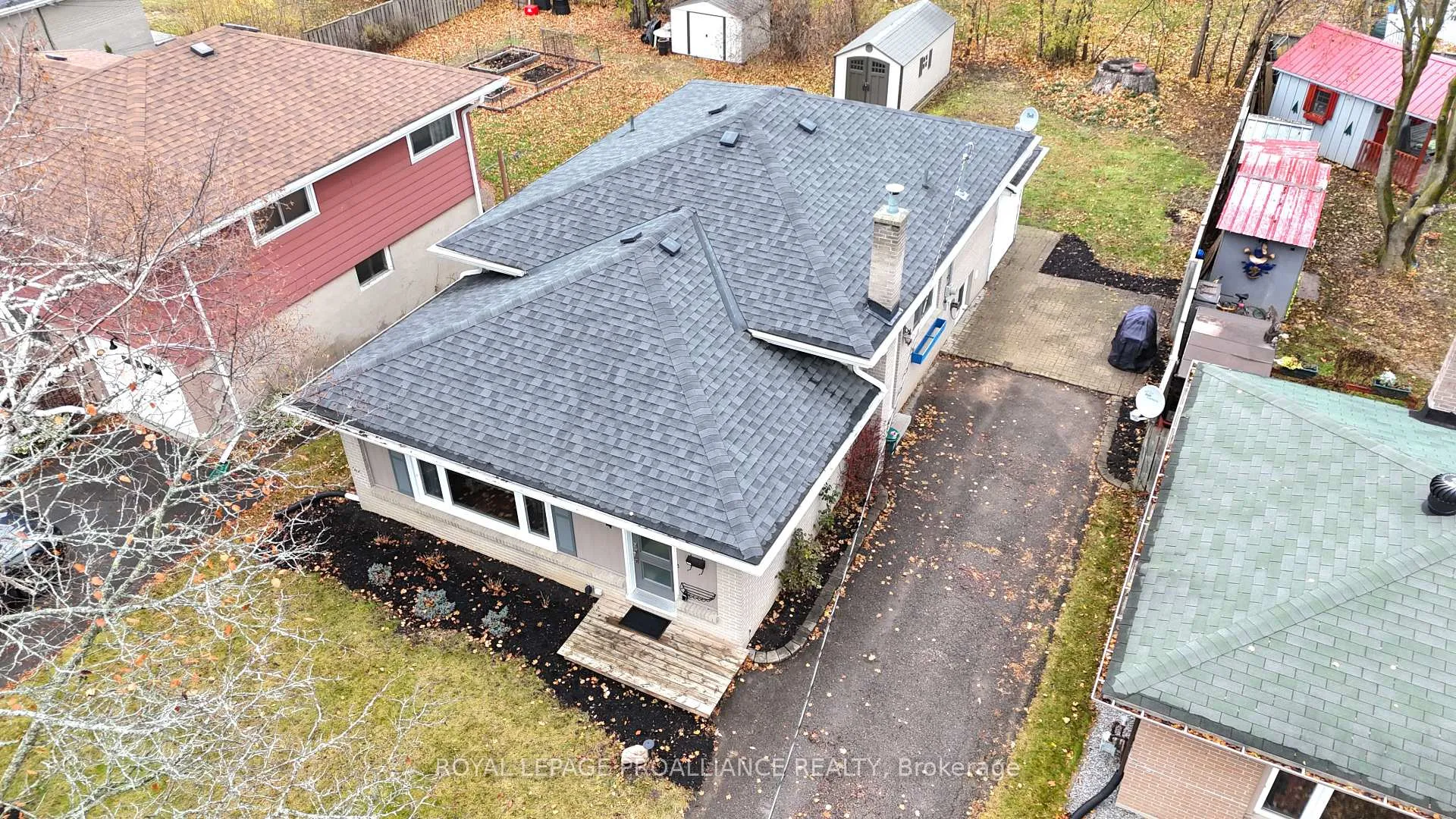 Photo 7 of 16 Lee Avenue, Belleville, Belleville Ward — HOMEH