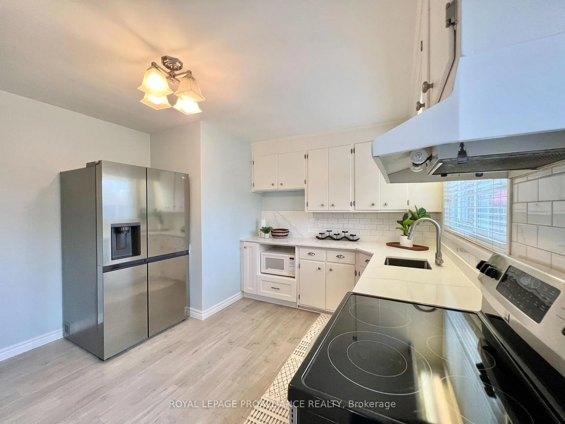 Photo 54 of 16 Lee Avenue, Belleville, Belleville Ward — HOMEH
