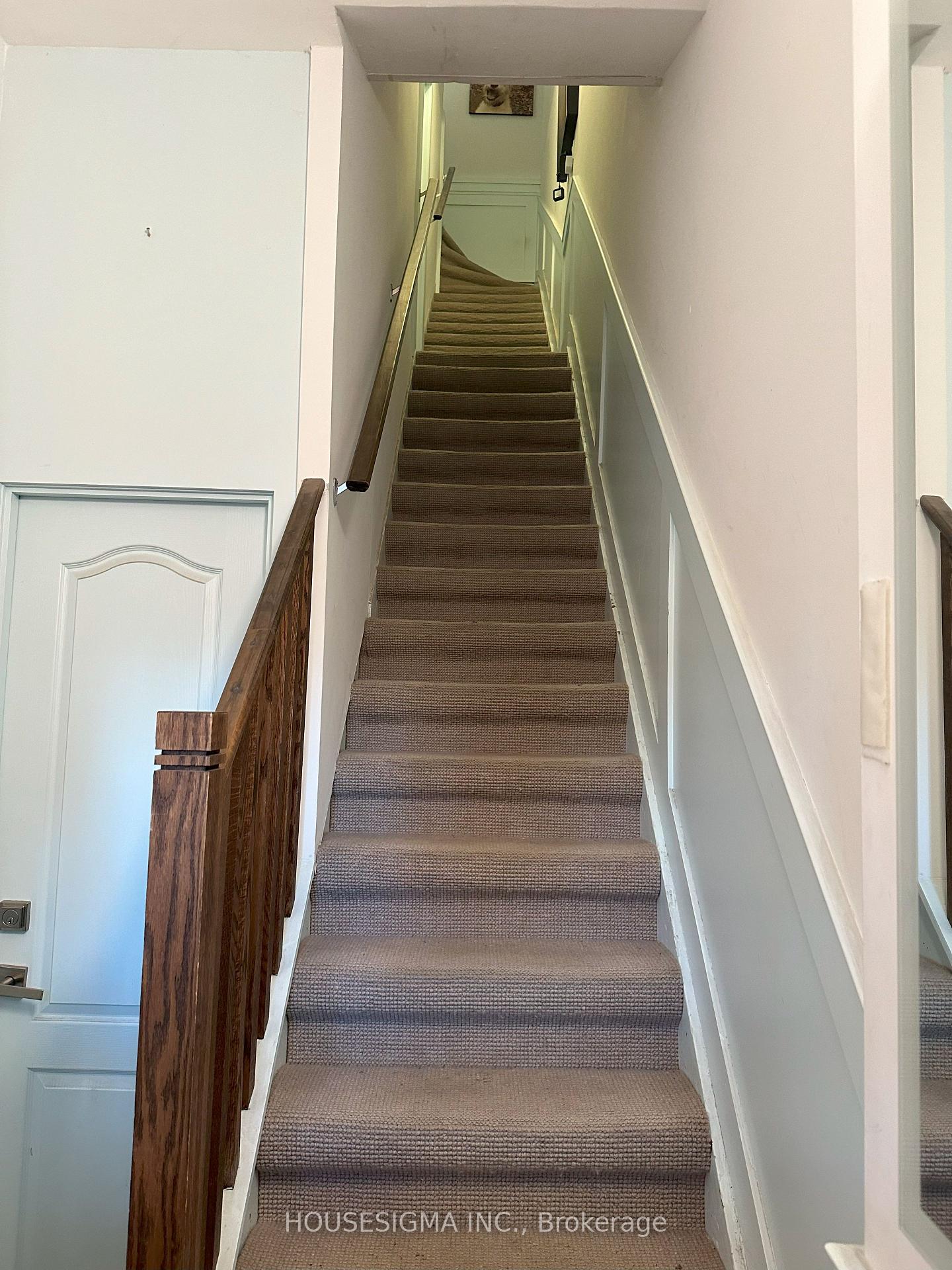 Photo 3 of Unit 2, 48 Euclid Avenue W, Toronto, Trinity-Bellwoods — HOMEH