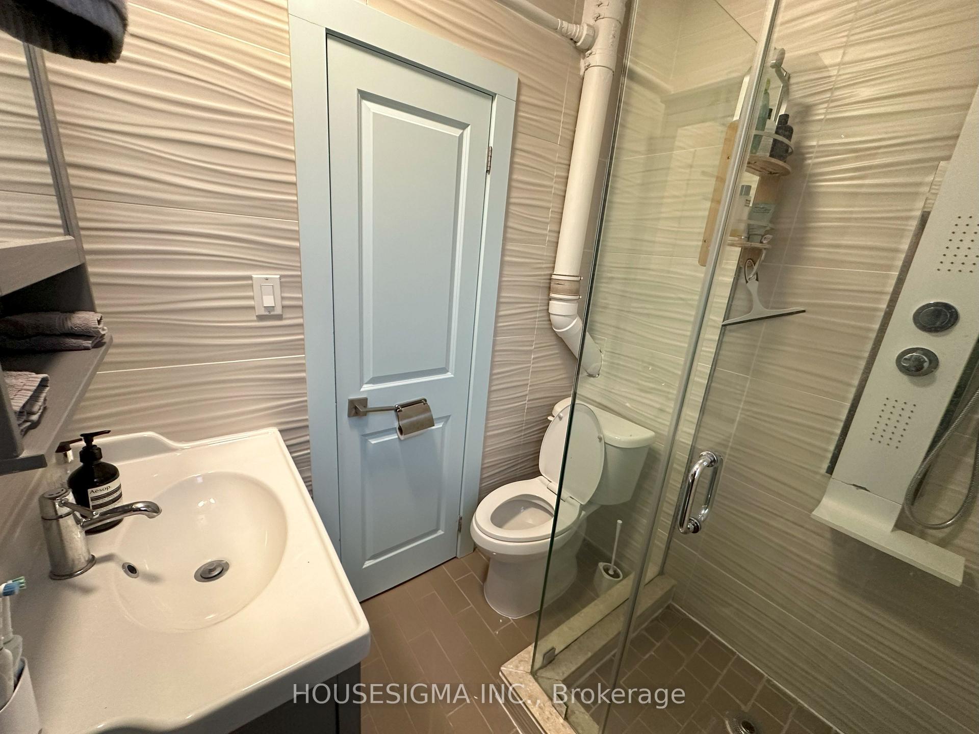 Photo 12 of Unit 2, 48 Euclid Avenue W, Toronto, Trinity-Bellwoods — HOMEH