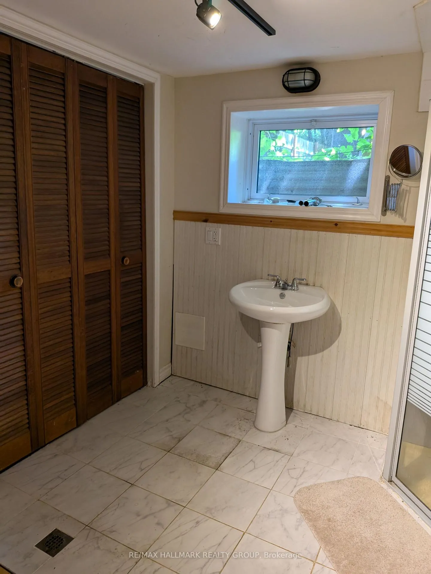 Photo 95 of Unit 1, 1593 Abbey Road, Ottawa, Riverview Park — HOMEH