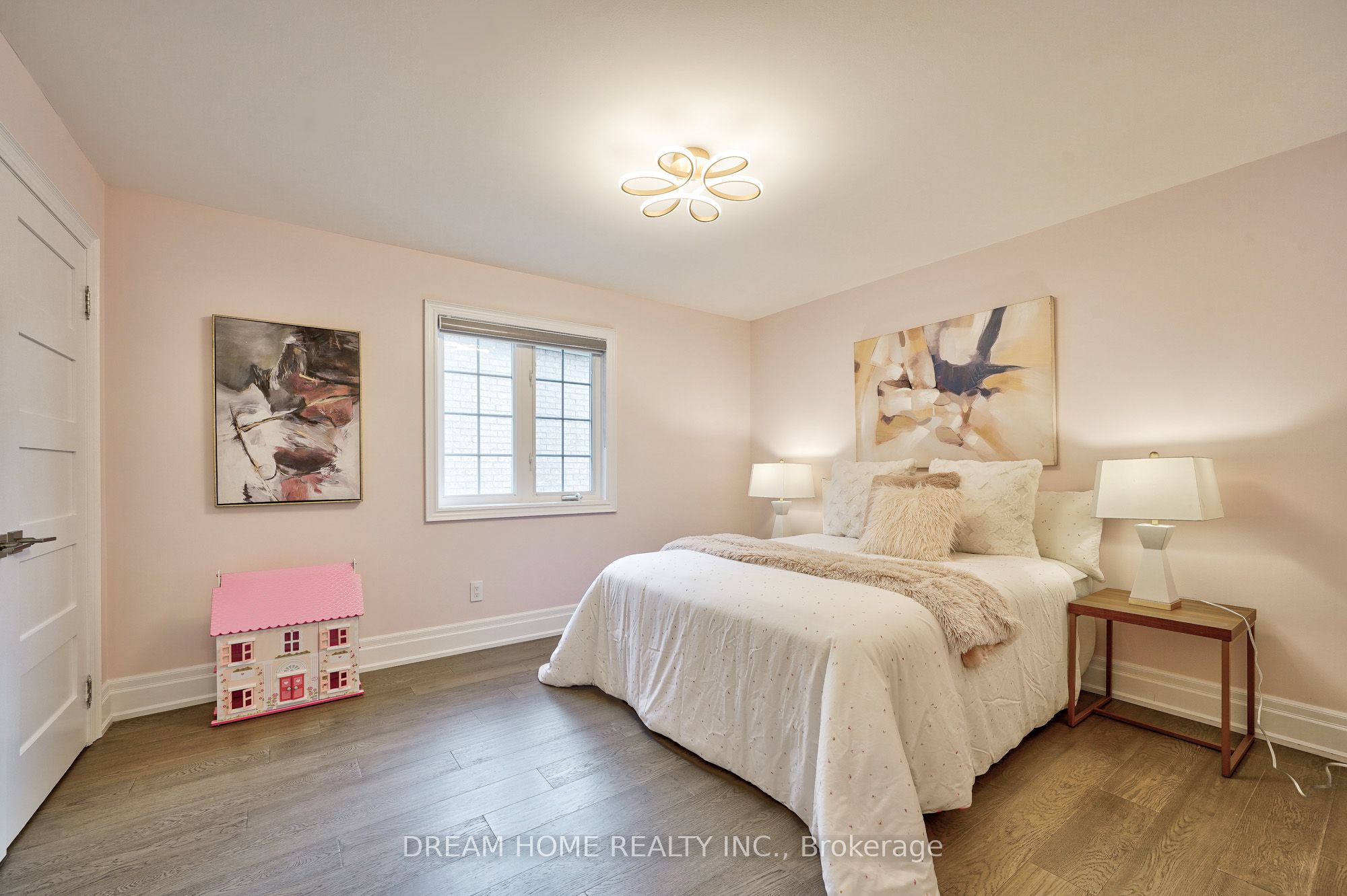 Photo 63 of 95 Rivermill Crescent, Vaughan, Patterson — HOMEH