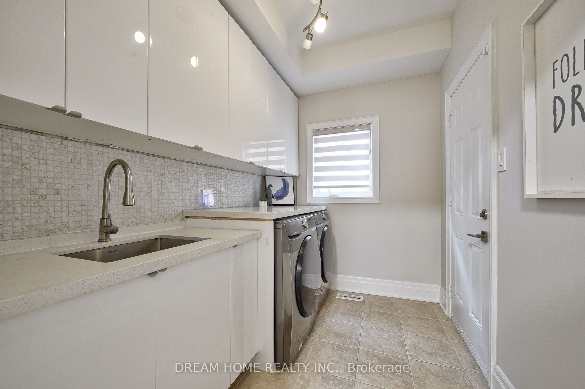 Photo 65 of 95 Rivermill Crescent, Vaughan, Patterson — HOMEH
