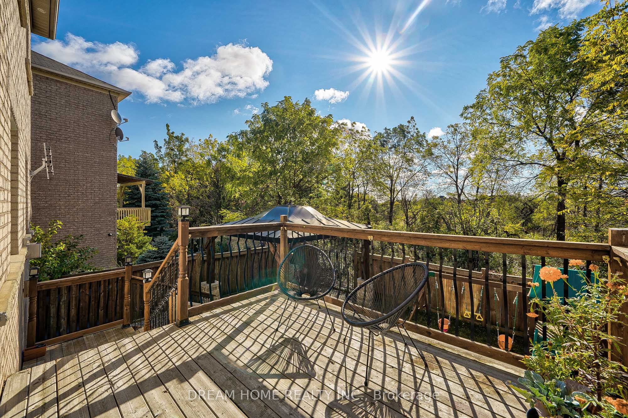 Photo 72 of 95 Rivermill Crescent, Vaughan, Patterson — HOMEH