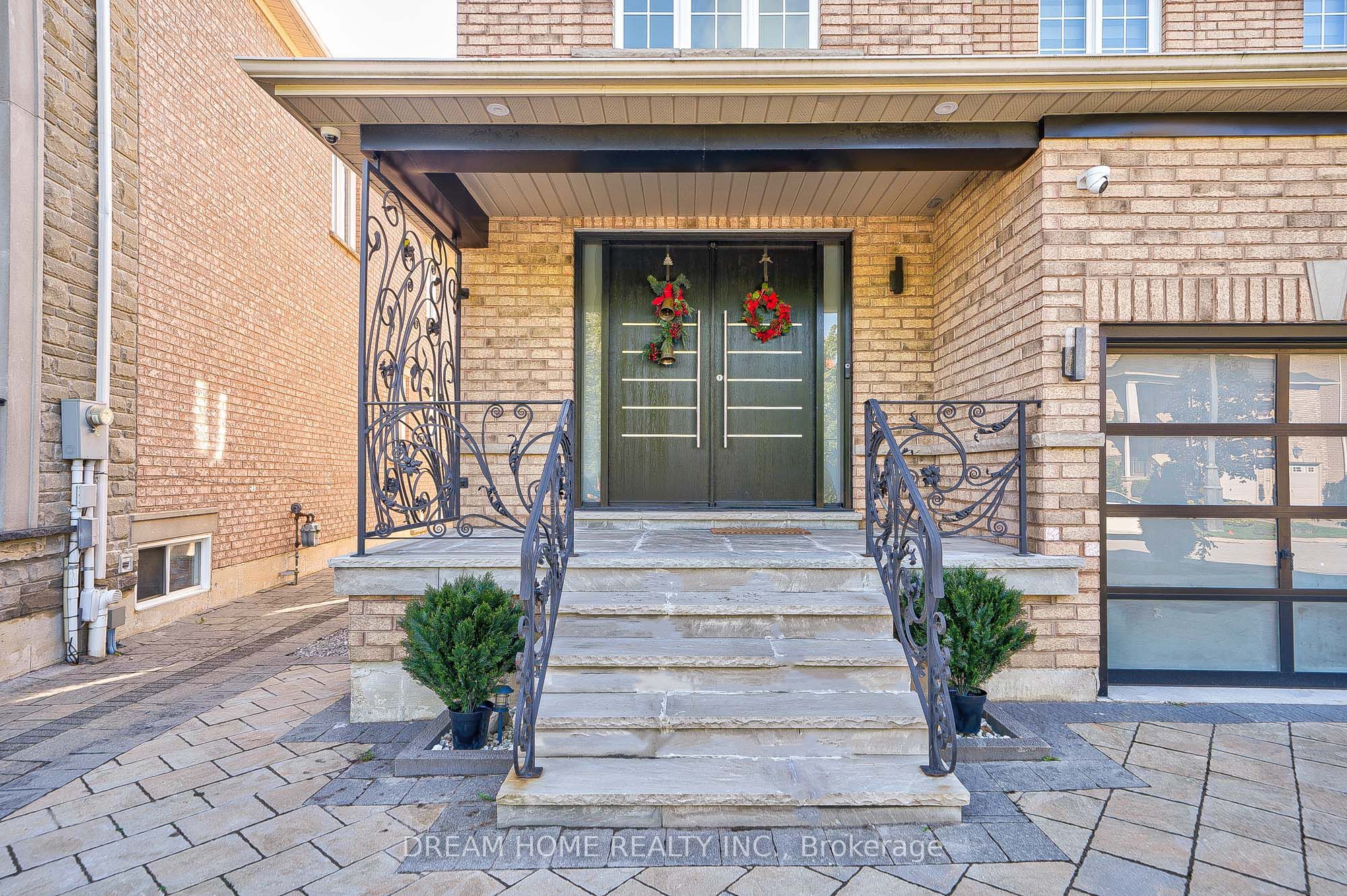 Photo 42 of 95 Rivermill Crescent, Vaughan, Patterson — HOMEH