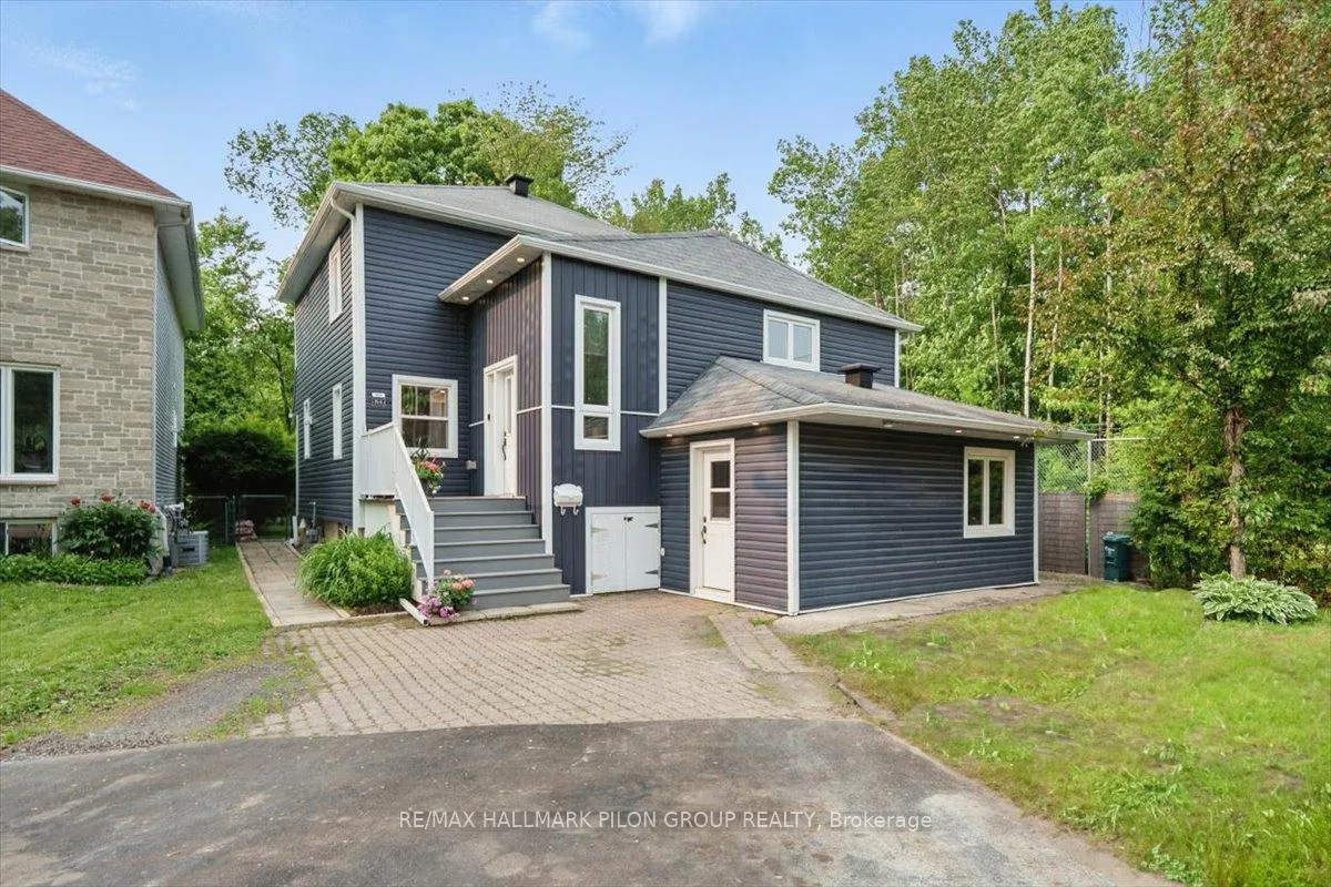 Front of 84 Eastpark Drive