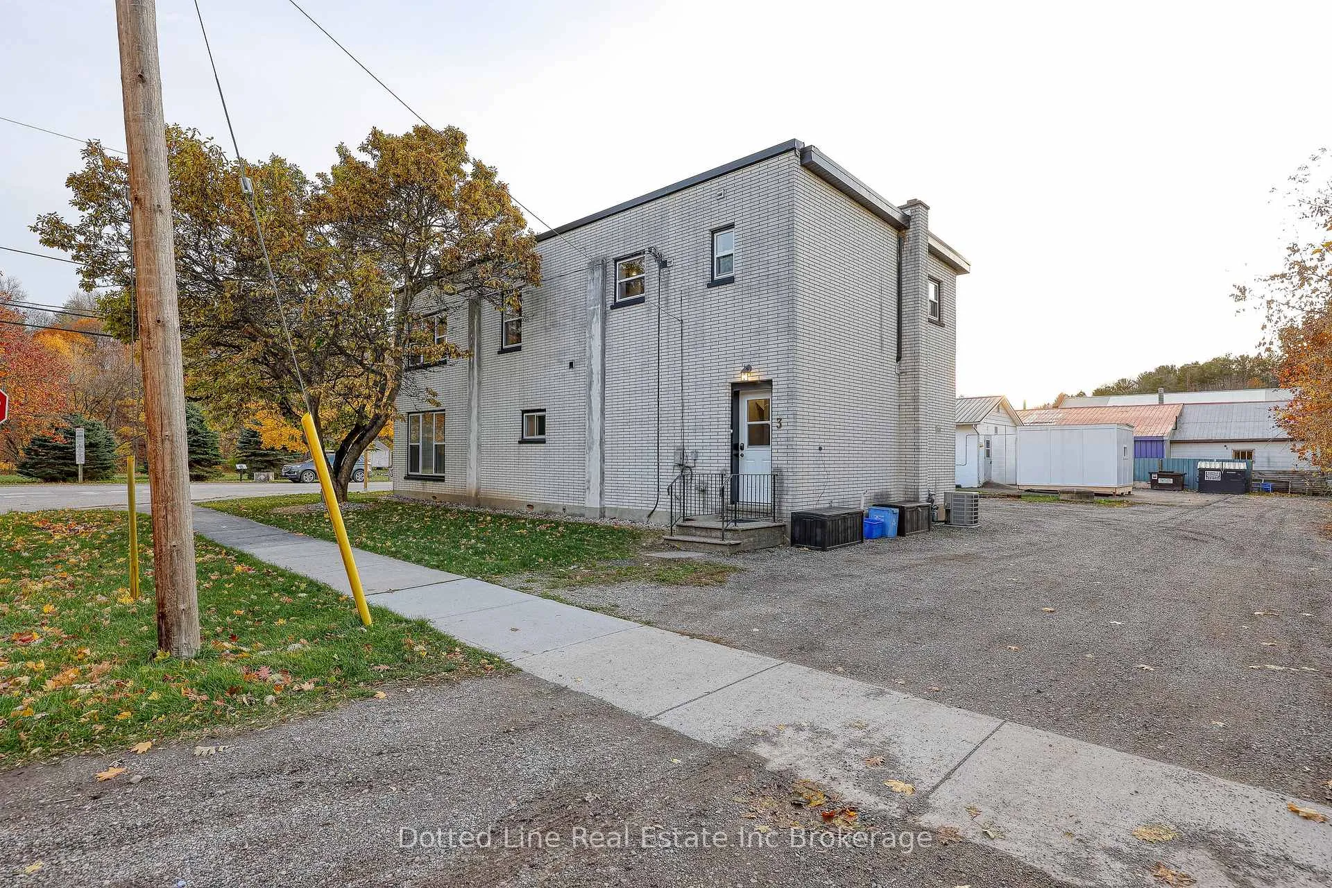 Photo 9 of 6233 Plank Road, Bayham, Vienna — HOMEH