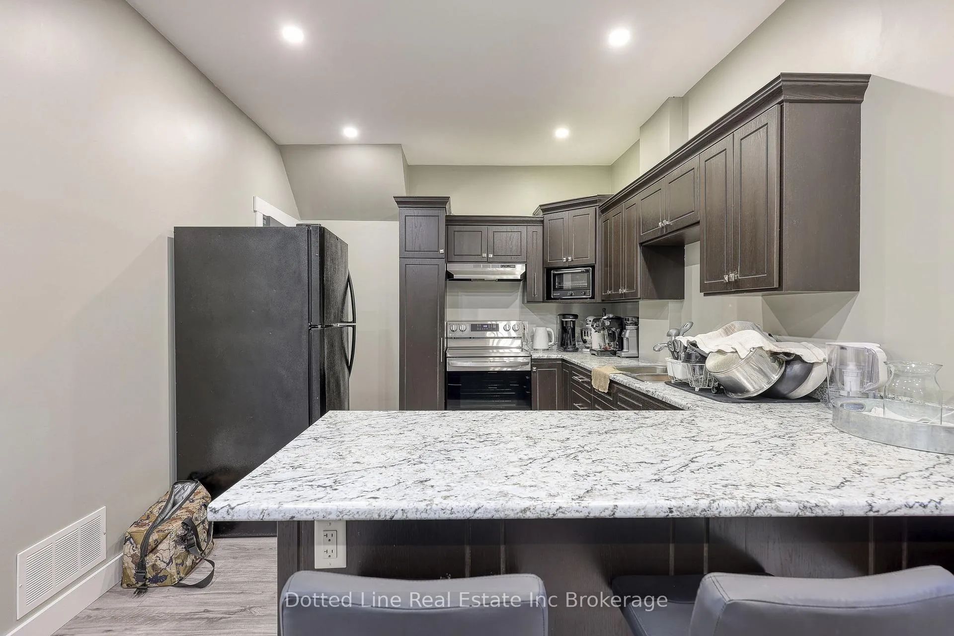 Photo 20 of 6233 Plank Road, Bayham, Vienna — HOMEH