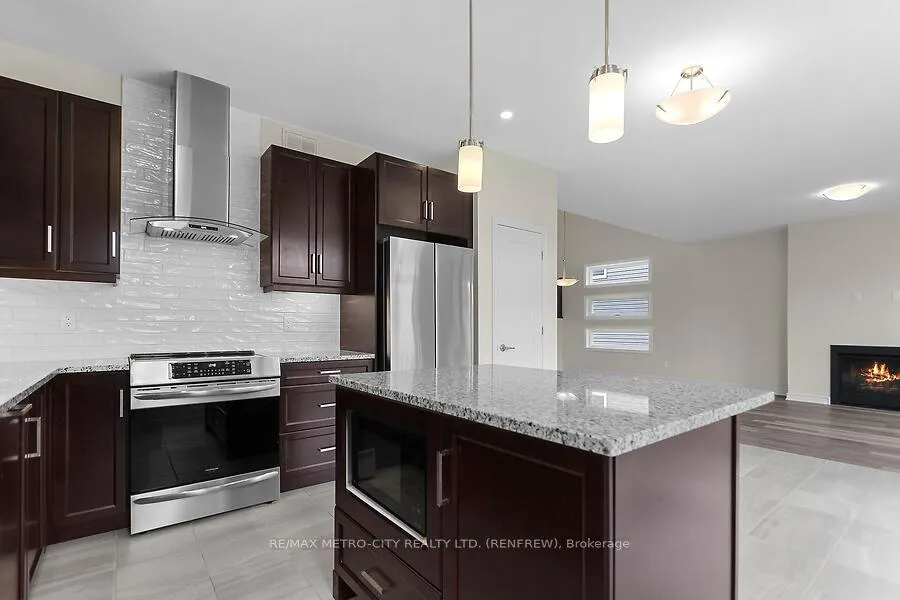 Photo 280 of 129 Seabert Drive, Arnprior — HOMEH