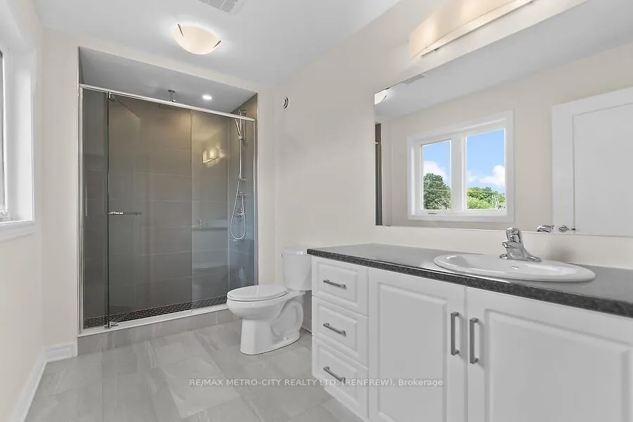 Photo 441 of 129 Seabert Drive, Arnprior — HOMEH