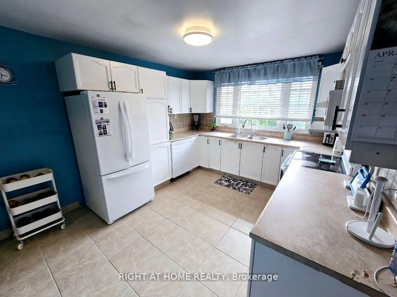 Photo 25 of 1196 Rainbow Street, Ottawa, Canotek Industrial Park — HOMEH