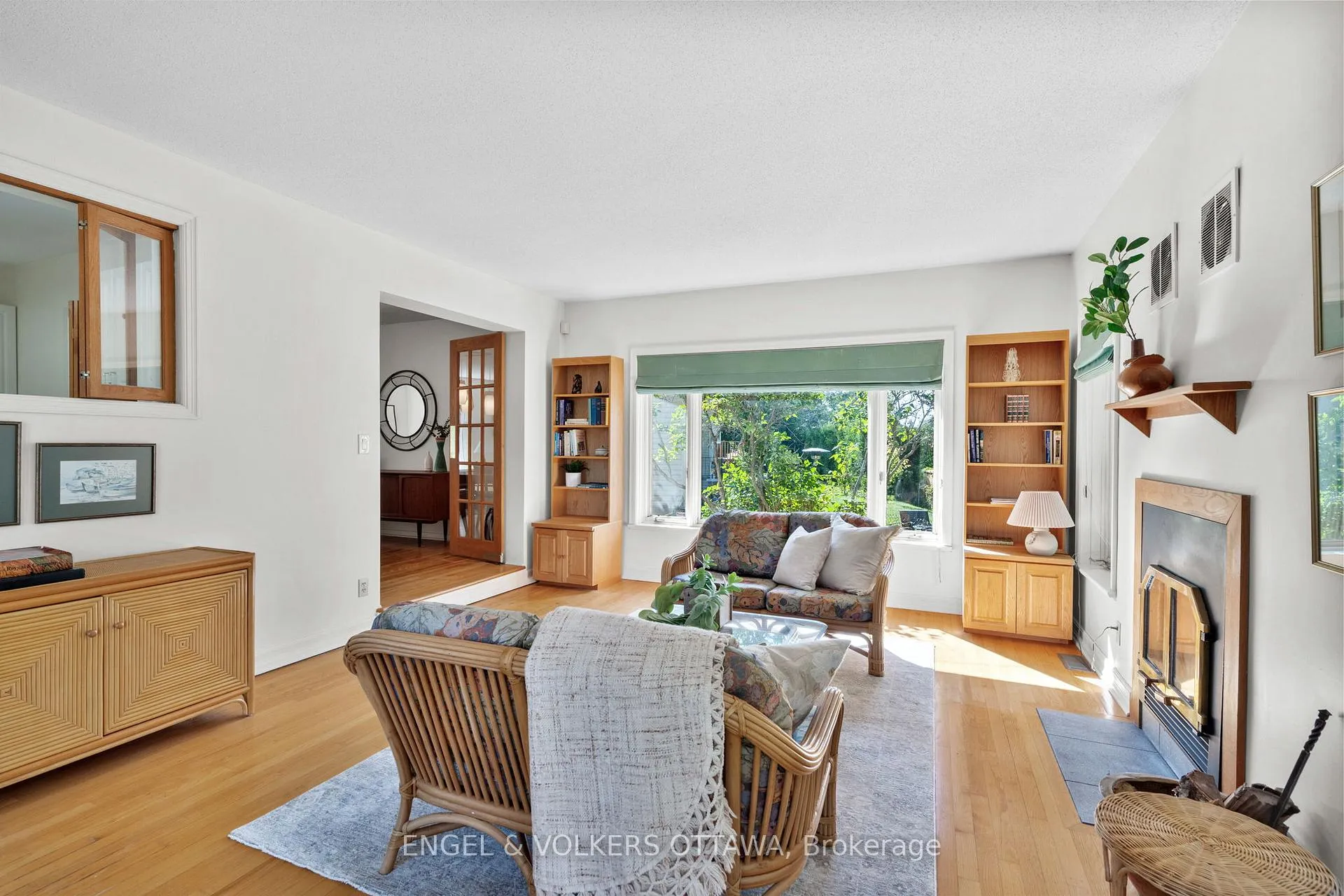 Photo 50 of 609 Blanchard Crescent, Ottawa, Mooneys Bay/Revelstoke — HOMEH