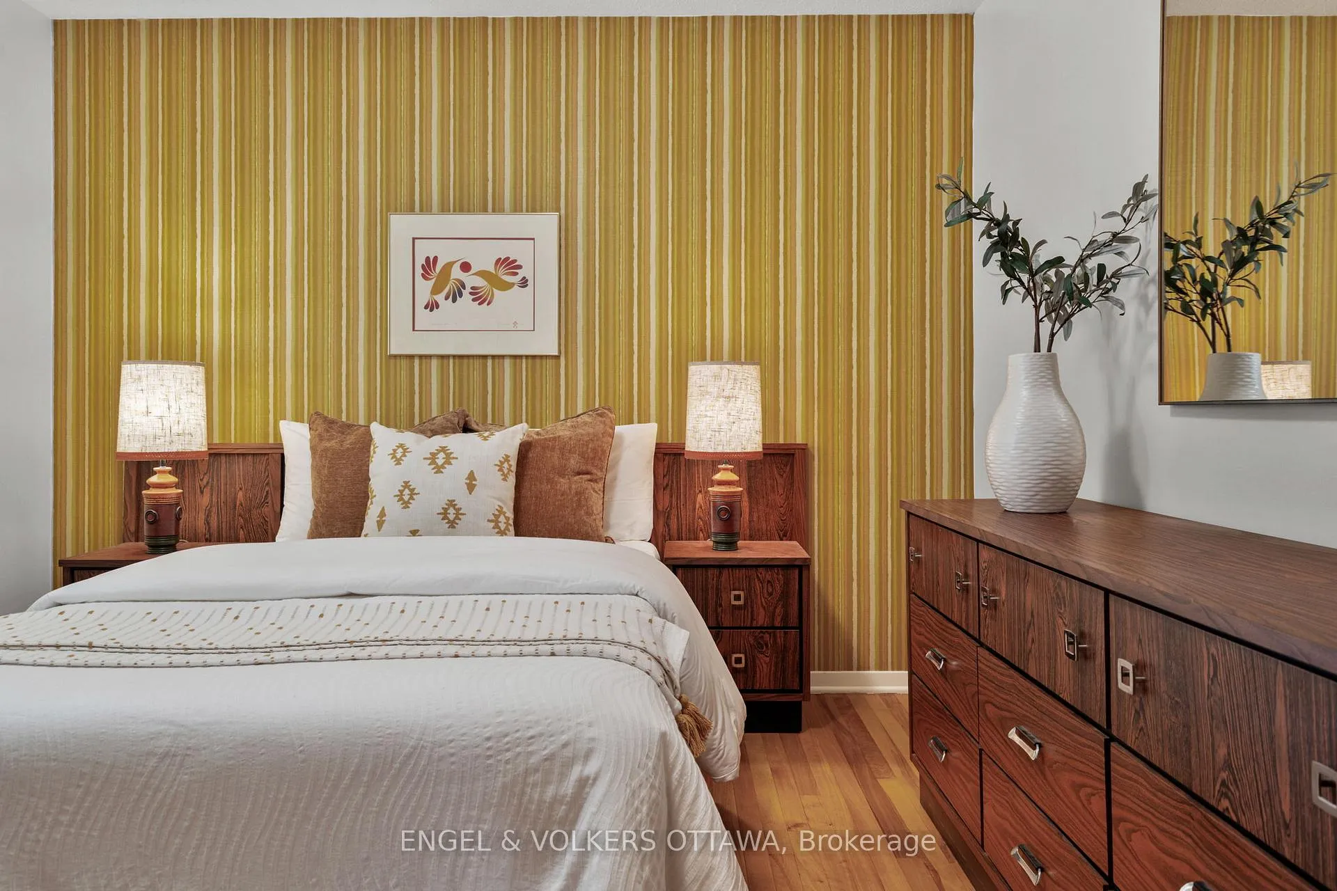 Photo 72 of 609 Blanchard Crescent, Ottawa, Mooneys Bay/Revelstoke — HOMEH