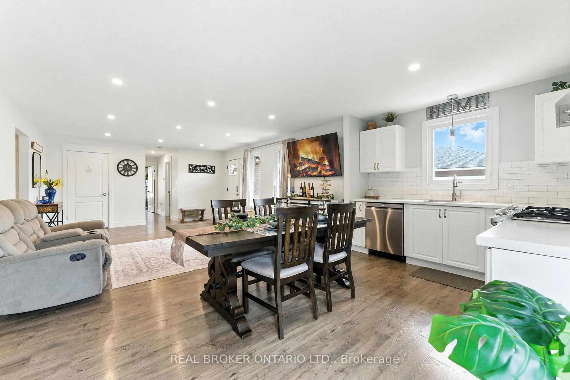 Photo 42 of 153 Fath Avenue, Aylmer — HOMEH