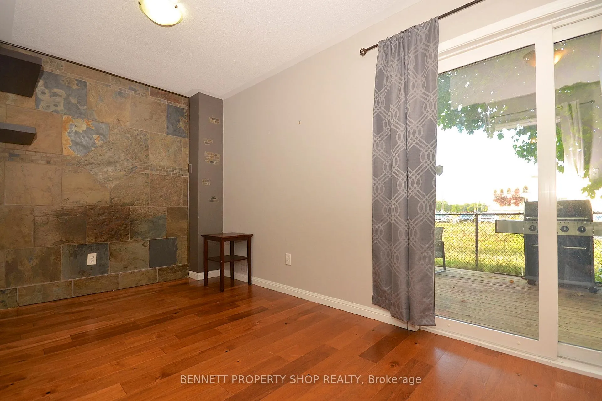 Photo 13 of 706 Sanibel Private, Ottawa, Westcliffe Estates — HOMEH