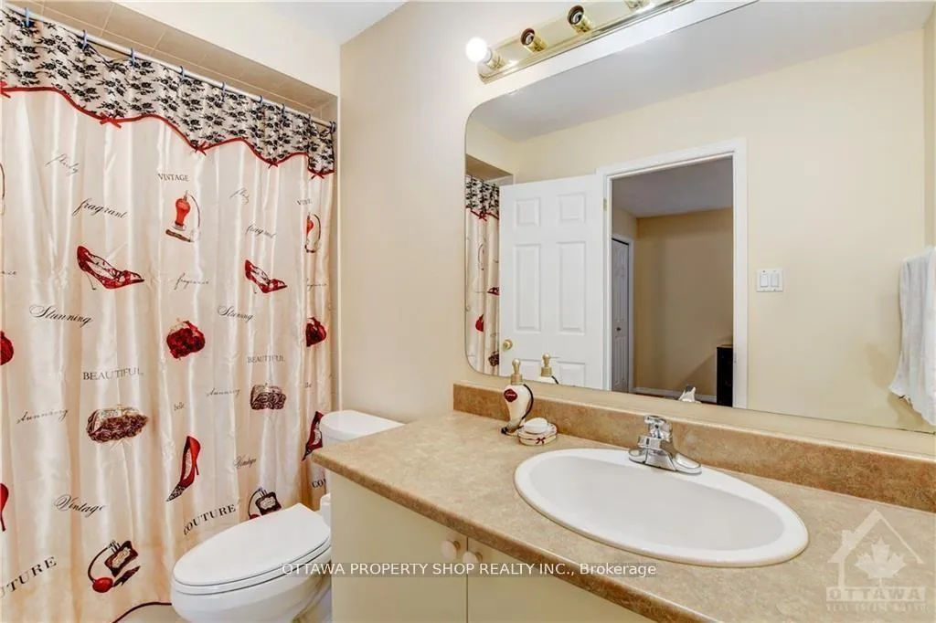 Photo 9 of 41 Palmadeo Drive, Ottawa, Barrhaven - Longfields — HOMEH