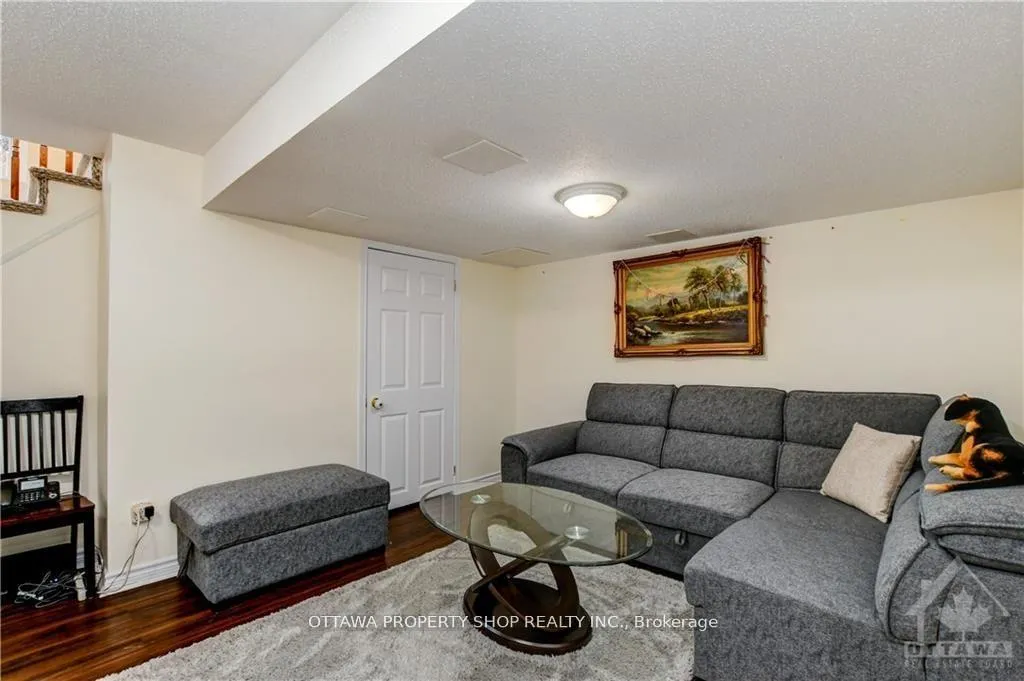 Photo 15 of 41 Palmadeo Drive, Ottawa, Barrhaven - Longfields — HOMEH