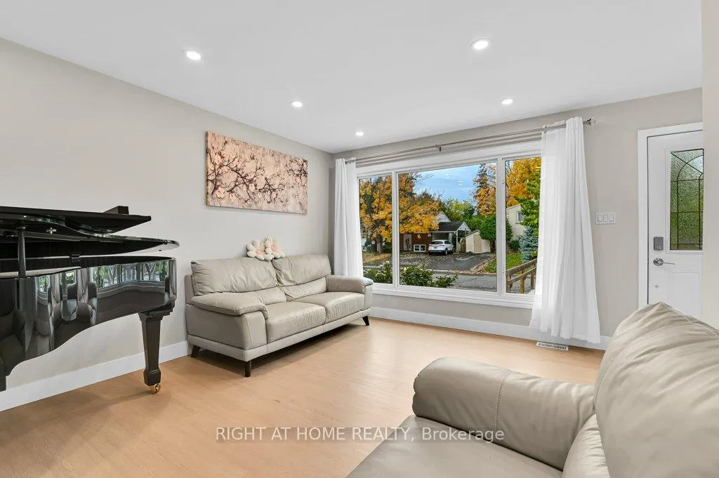 Photo 14 of 2230 Bickerton Avenue, Ottawa, Canotek Industrial Park — HOMEH