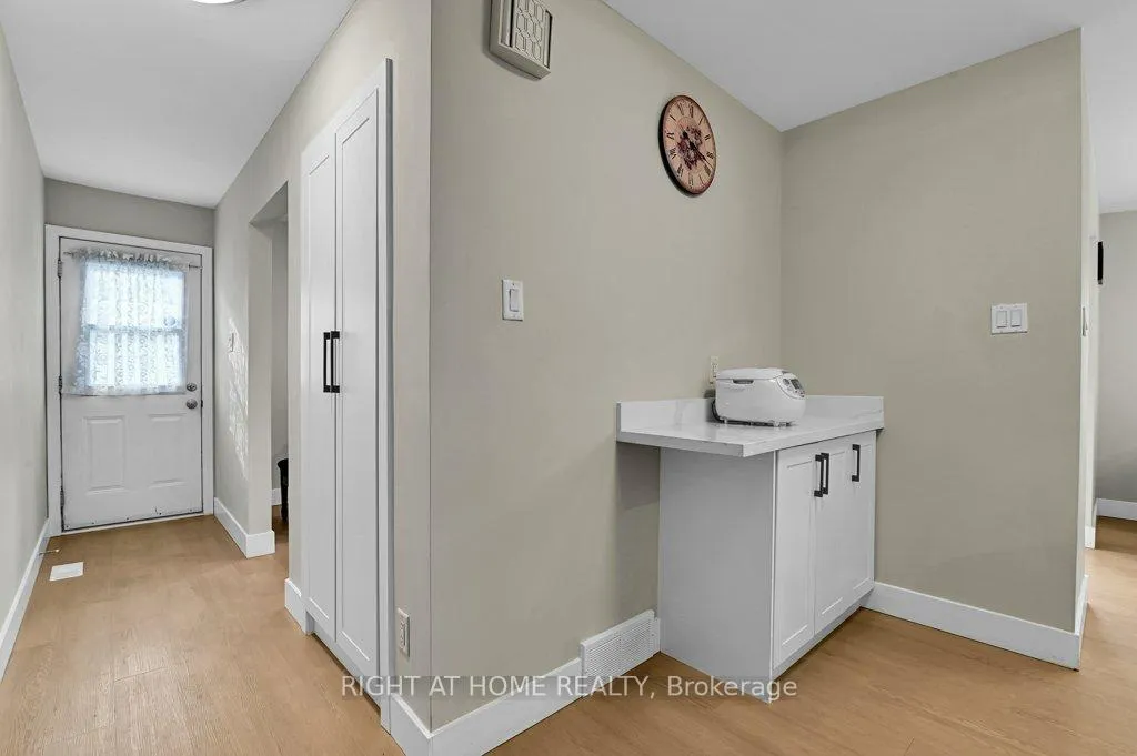 Photo 57 of 2230 Bickerton Avenue, Ottawa, Canotek Industrial Park — HOMEH
