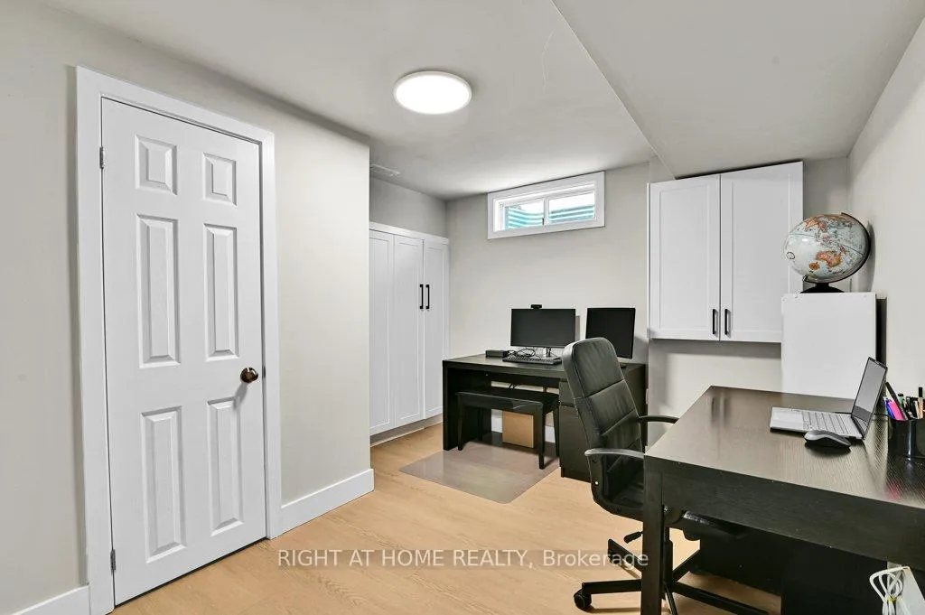 Photo 124 of 2230 Bickerton Avenue, Ottawa, Canotek Industrial Park — HOMEH