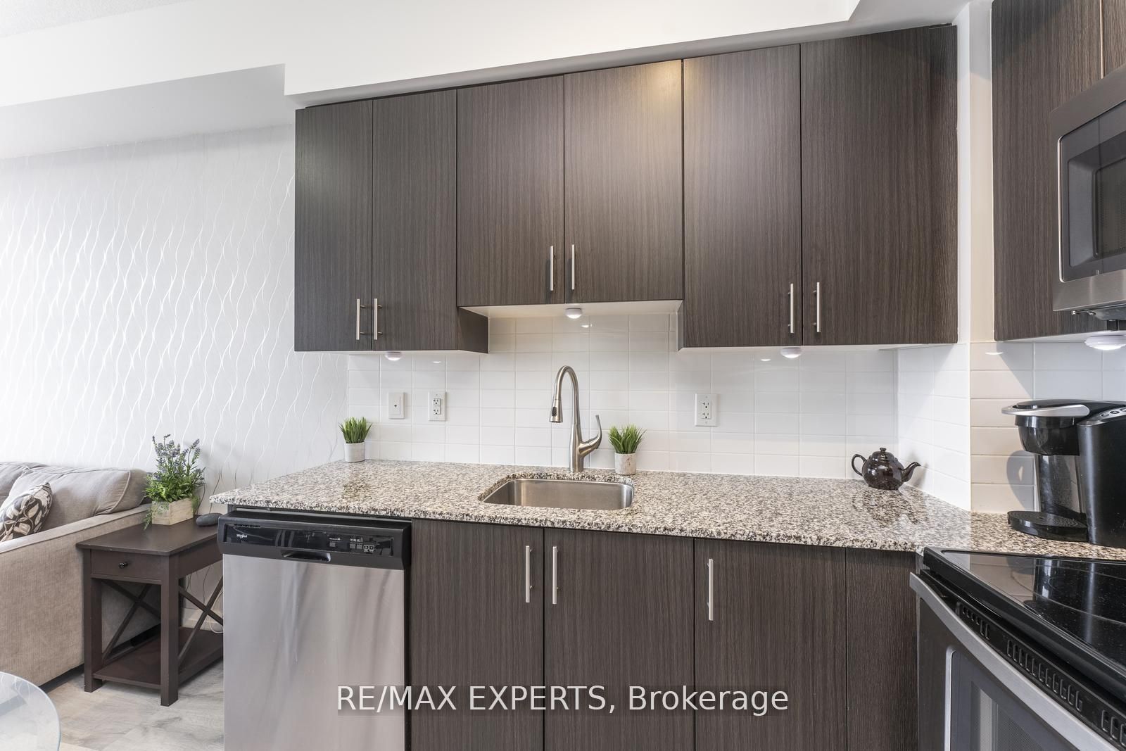 Photo 41 of Unit 1409, 3700 Highway 7 Road, Vaughan, Vaughan Corporate Centre — HOMEH