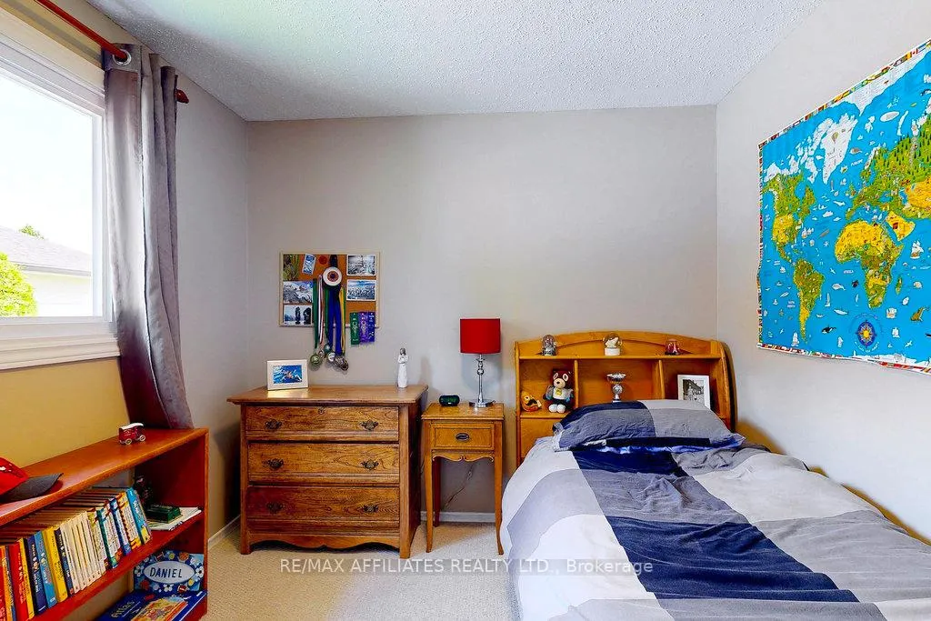 Photo 106 of 22 Red Maple Crescent, Ottawa, Blackburn Hamlet — HOMEH