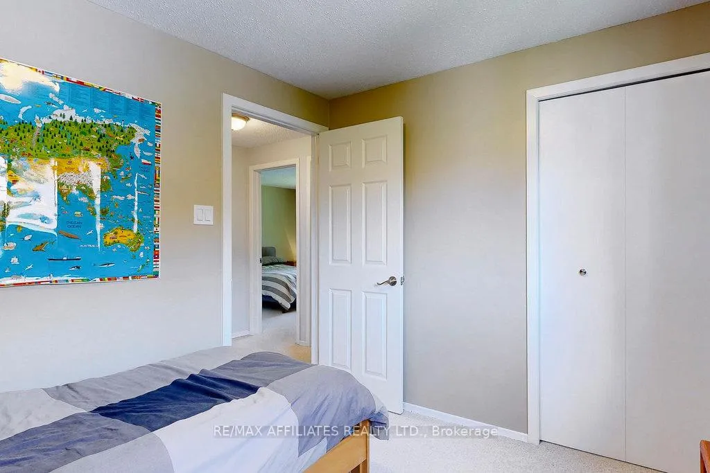Photo 111 of 22 Red Maple Crescent, Ottawa, Blackburn Hamlet — HOMEH