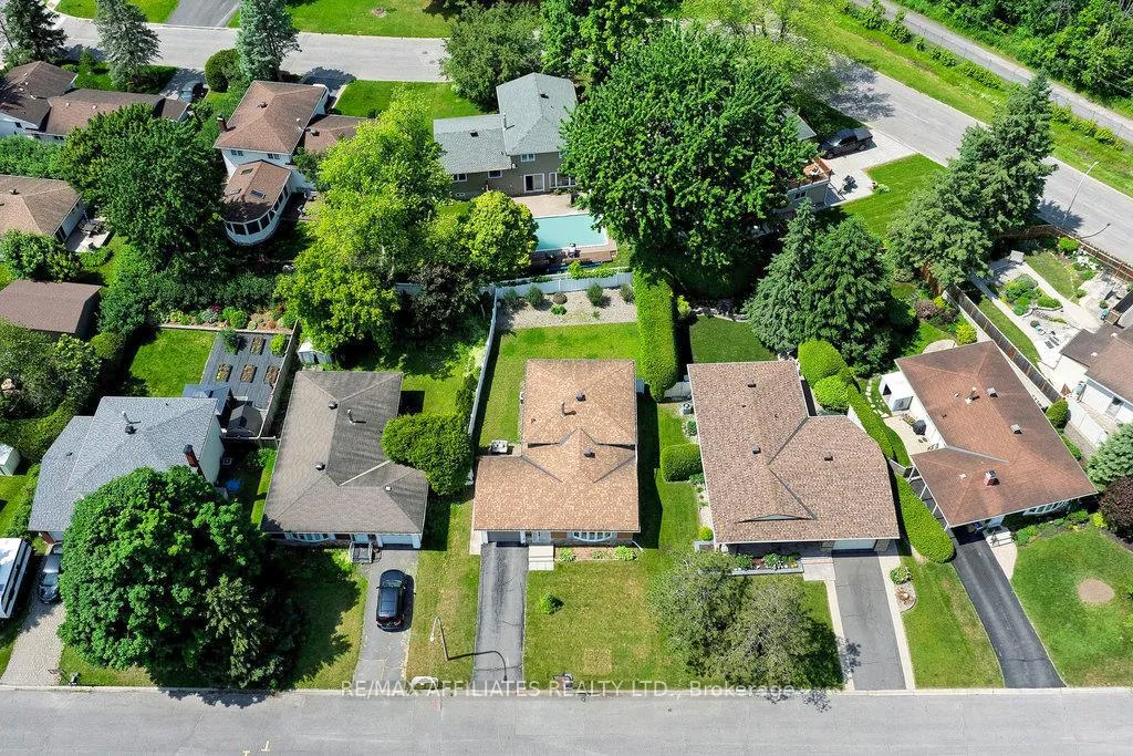 Photo 173 of 22 Red Maple Crescent, Ottawa, Blackburn Hamlet — HOMEH