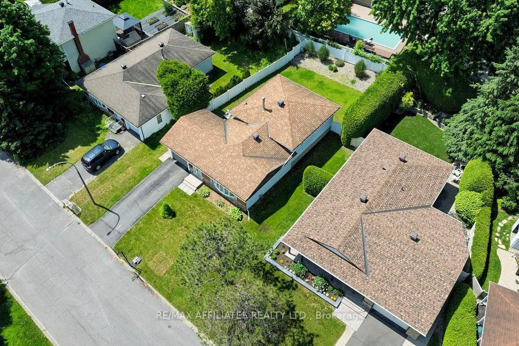 Photo 174 of 22 Red Maple Crescent, Ottawa, Blackburn Hamlet — HOMEH