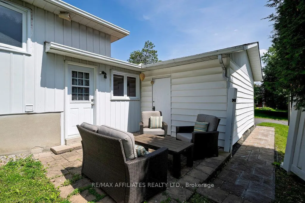 Photo 193 of 22 Red Maple Crescent, Ottawa, Blackburn Hamlet — HOMEH