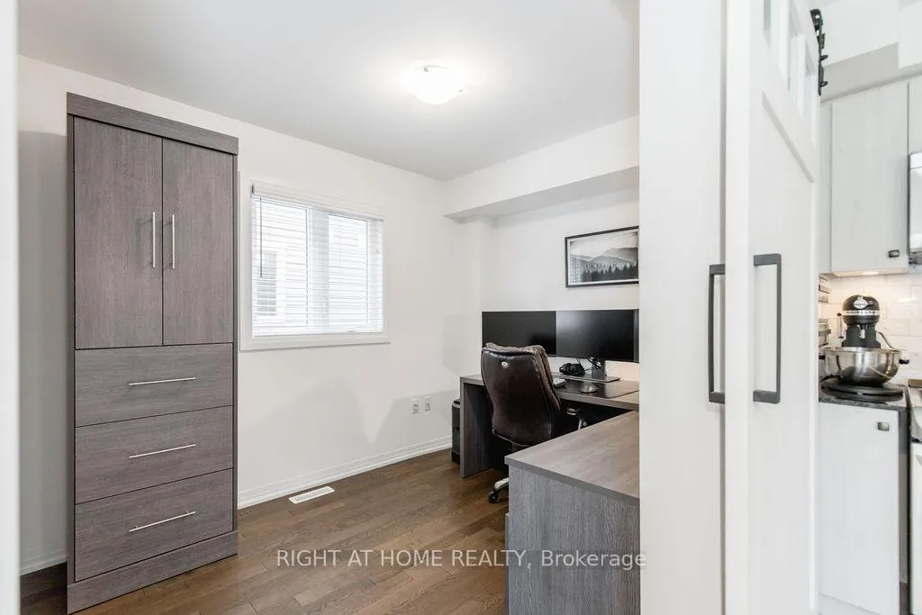 Photo 32 of 20 Andean Lane, Barrie, Rural Barrie Southwest — HOMEH