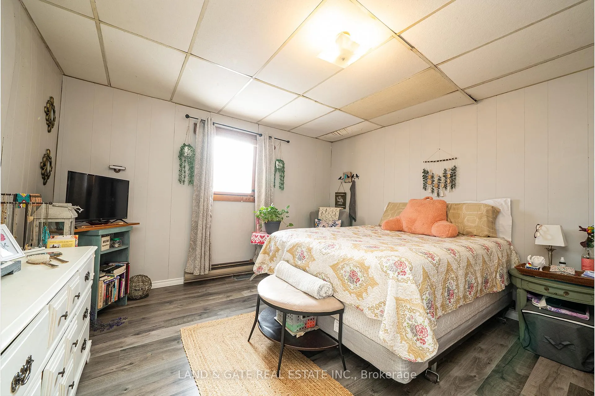 Photo 14 of 40 Tice Crescent, Belleville, Belleville Ward — HOMEH