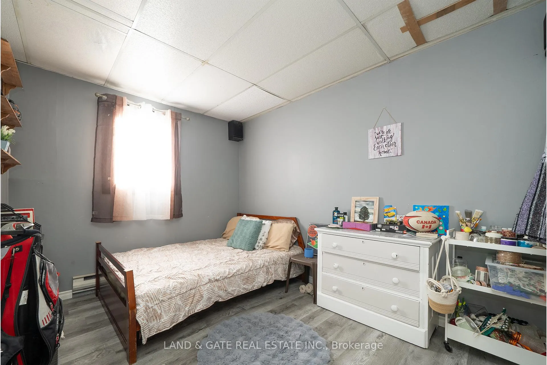 Photo 16 of 40 Tice Crescent, Belleville, Belleville Ward — HOMEH