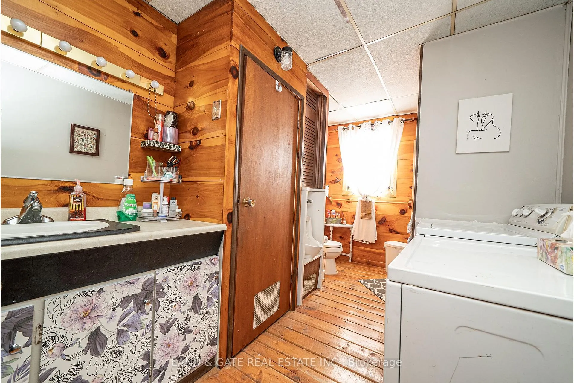 Photo 17 of 40 Tice Crescent, Belleville, Belleville Ward — HOMEH