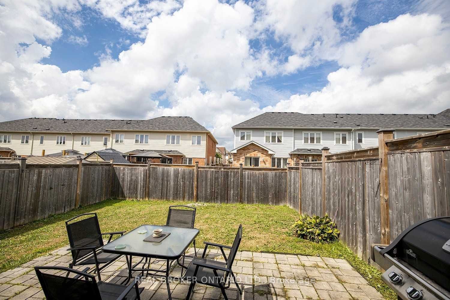 Photo 44 of 157 Bathgate Crescent, Clarington, Courtice — HOMEH